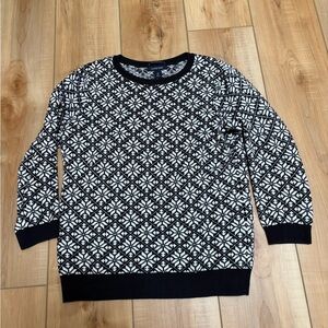 Lands' End Black and White Geometric Crewneck Sweater, size small